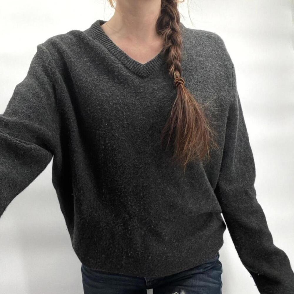 Tricot Men's Grey wool V-neck Jumper